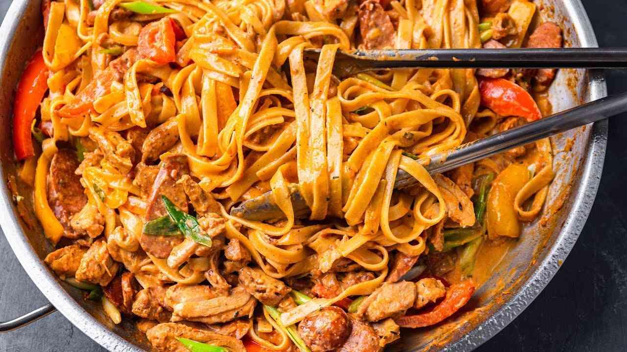 Pappadeaux Mardi Gras Pasta – Spicy Cajun Seafood Pasta Delight